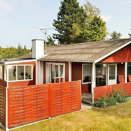 Three-bedroom Holiday In Juelsminde 19 *